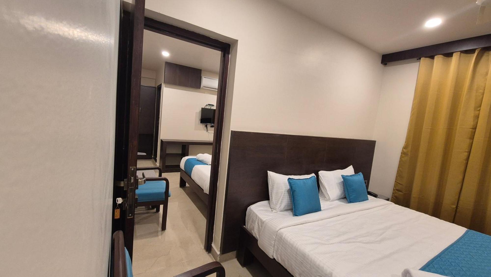 Hotel Janas Tirupati Exterior photo